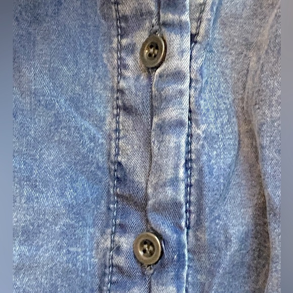 Jane + Delancey Blouse🩵💙 - Picture 4 of 6